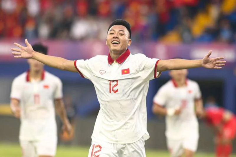 Bộ ba Thanh Hóa mang tinh thần Popov đến U23 Việt Nam