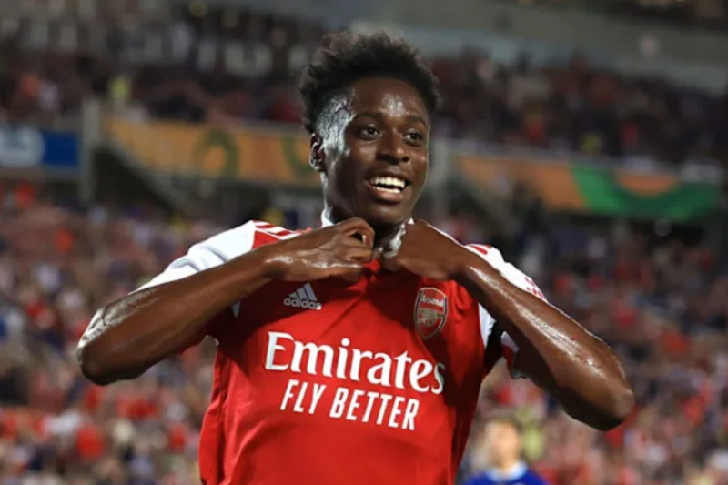 Arsenal lỗ nặng trong thương vụ bán Lokonga